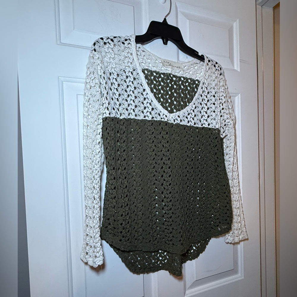 Vintage Havana Open Weave Crochet White & Green Sweater Medium? Boho Hi Low